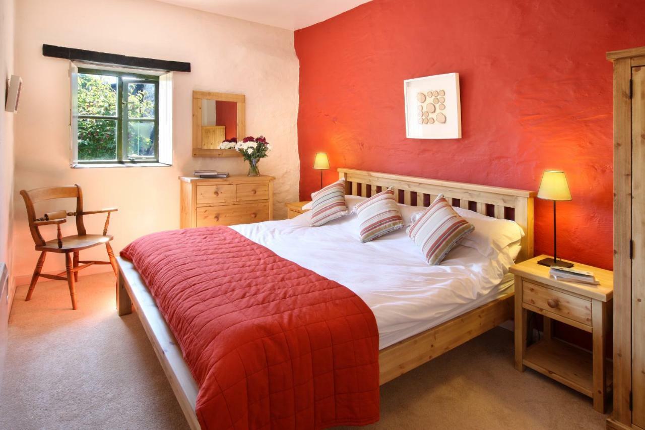 Cwm Connell Coastal Cottages Moylgrove Экстерьер фото