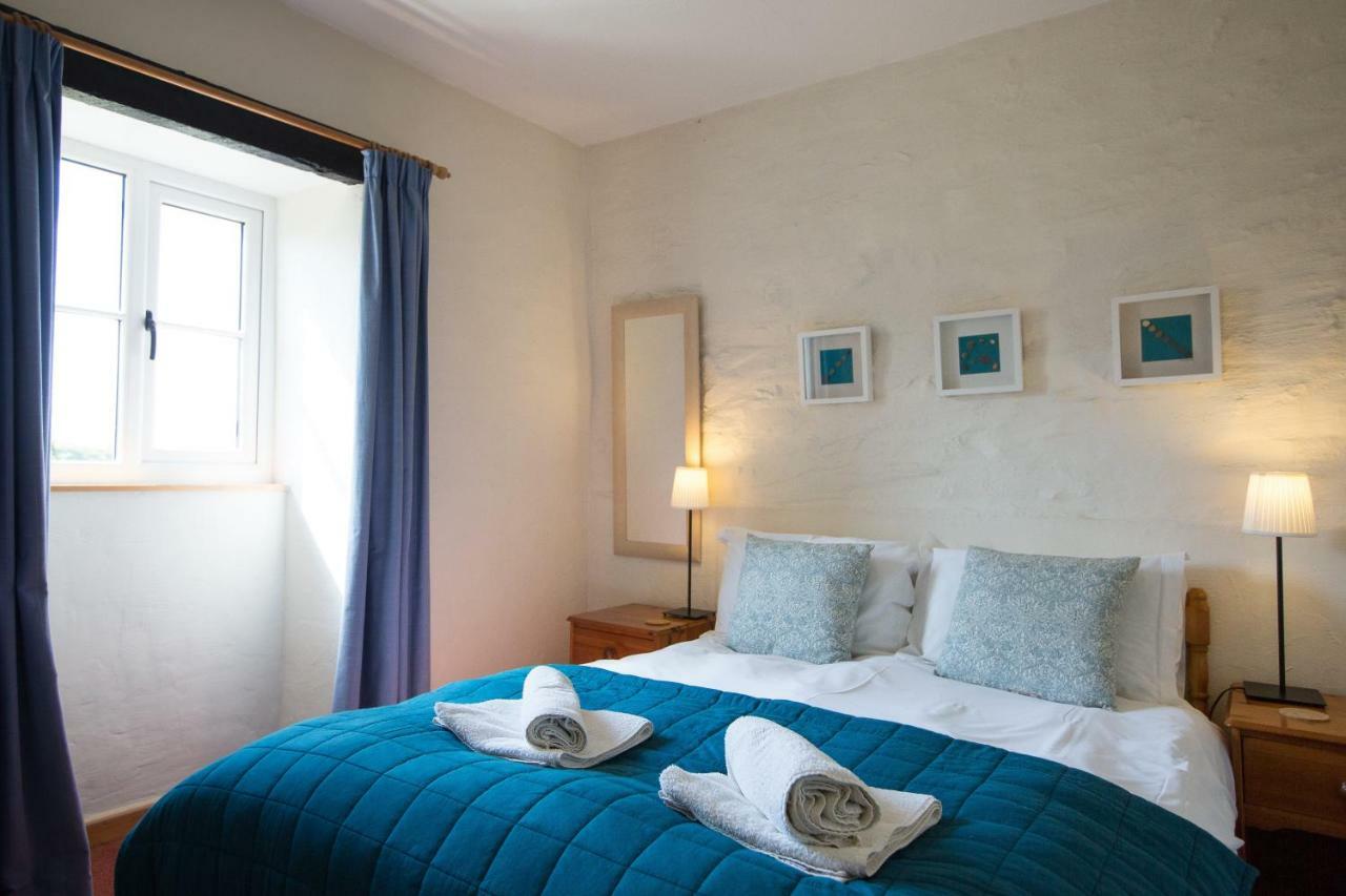 Cwm Connell Coastal Cottages Moylgrove Экстерьер фото