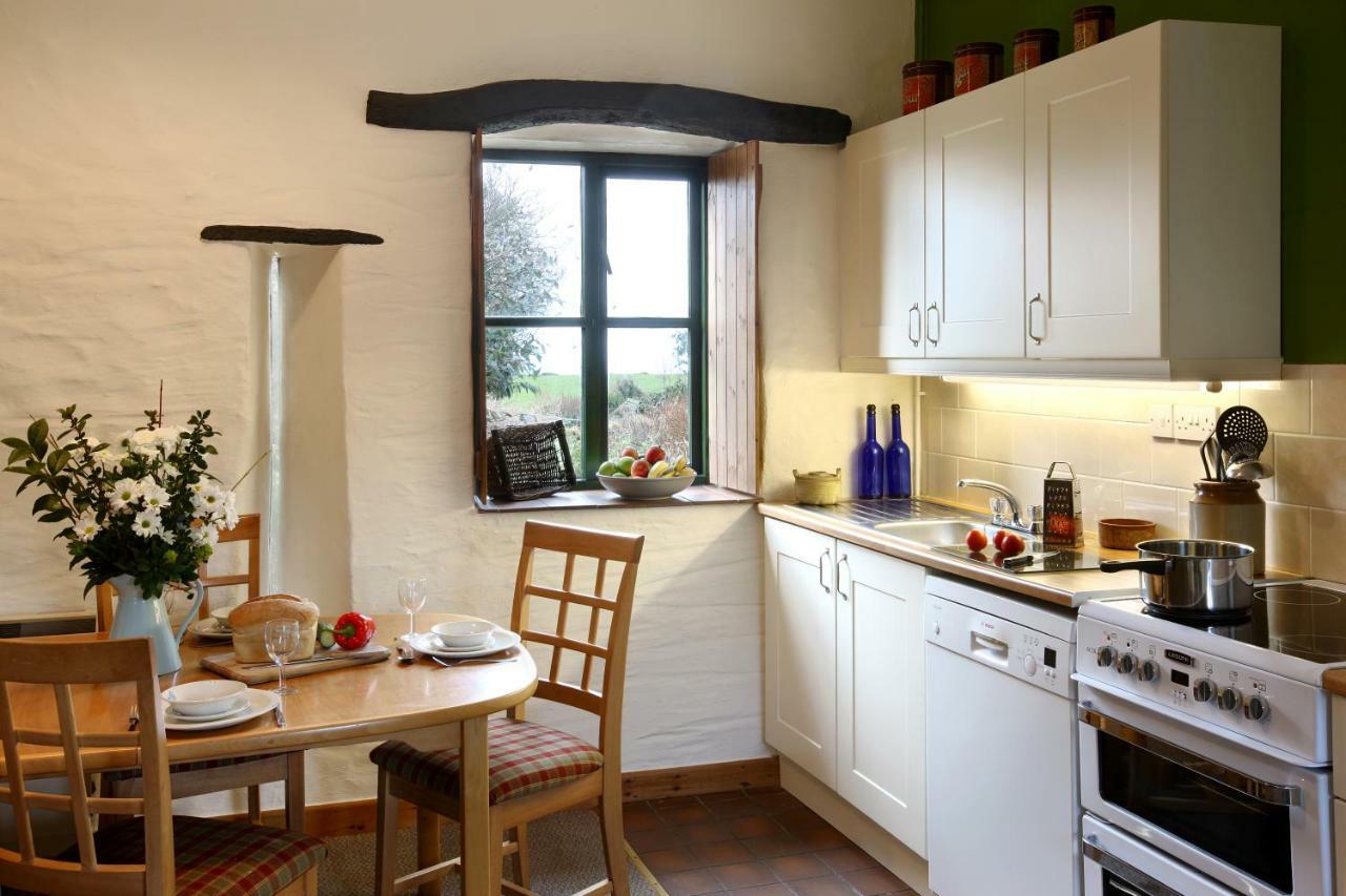 Cwm Connell Coastal Cottages Moylgrove Экстерьер фото
